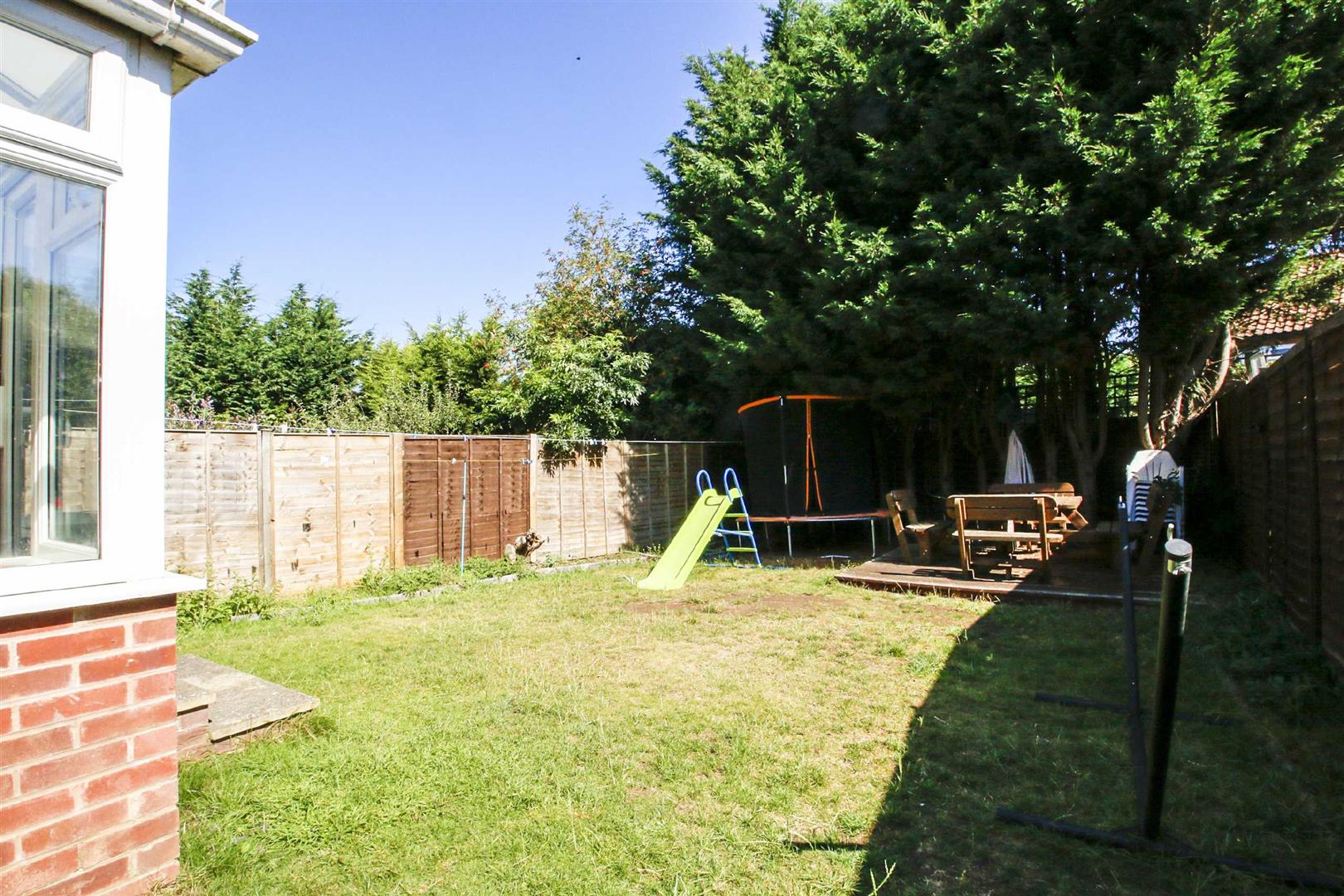 Rawlins Road, Bradwell, Milton Keynes